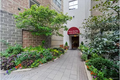 40 E 9th Street #312, Chicago, IL 60605 - Photo 2