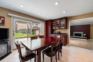 1520 Grove Dr, Addison, IL 60101 - Photo 8