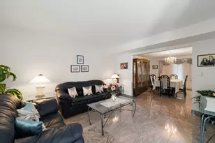 1520 Grove Dr, Addison, IL 60101 - Photo 12