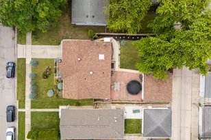 7740 Monitor Ave, Burbank, IL 60459 - Photo 32