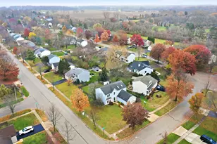 1670 Yosemite Pkwy, Algonquin, IL 60102 - Photo 36