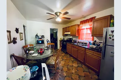 706 Broadway Avenue, North Chicago, IL 60064 - Photo 14