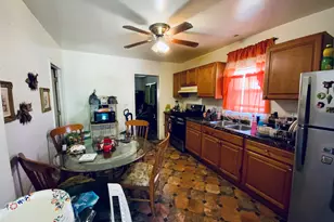 706 Broadway Ave, North Chicago, IL 60064 - Photo 14