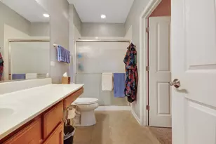 619 Schumann St, Woodstock, IL 60098 - Photo 10