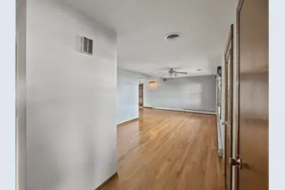 1621 N 2000 East Road, Watseka, IL 60970 - Photo 18