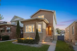 3515 N Oriole Ave, Chicago, IL 60634 - Photo 1