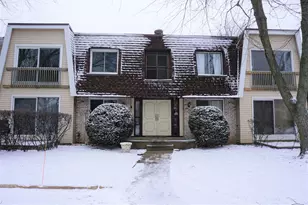 2920 Roberts Dr, Woodridge, IL 60517 - Photo 1