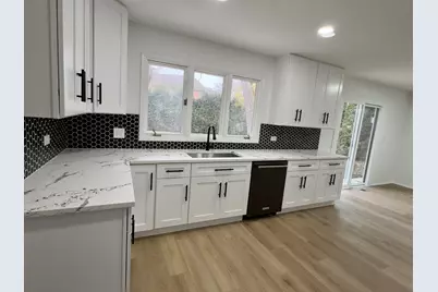 806 Wildwood Court, Oak Brook, IL 60523 - Photo 8