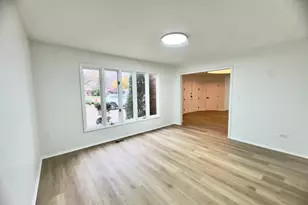 806 Wildwood Ct, Oak Brook, IL 60523 - Photo 10