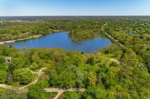 41 Hawthorne Ln, Barrington Hills, IL 60010 - Photo 1