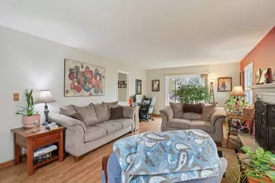 610 Maple Drive, Buffalo Grove, IL 60089 - Photo 8