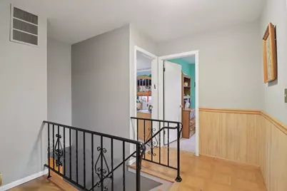 610 Maple Drive, Buffalo Grove, IL 60089 - Photo 18