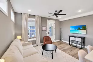 214 Great Loop E Dr, Ottawa, IL 61350 - Photo 8