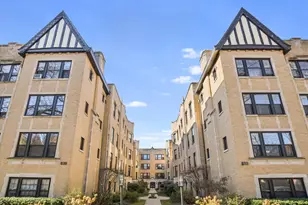 832 Michigan Ave, Evanston, IL 60202 - Photo 1