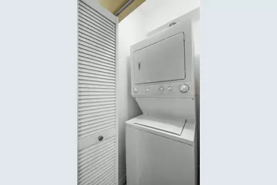 6742 S Clyde Avenue #1S, Chicago, IL 60649 - Photo 20