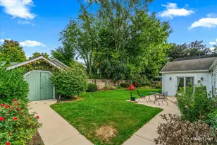 909 S Main St, Wheaton, IL 60189 - Photo 26