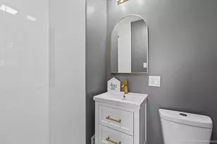 9733 S Springfield Ave, Evergreen Park, IL 60805 - Photo 14