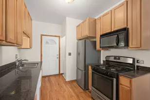 1167 E 61st St, Chicago, IL 60637 - Photo 10