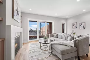 2435 N Clybourn Ave, Chicago, IL 60614 - Photo 4