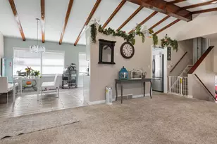 1104 New Haven Ave, Aurora, IL 60506 - Photo 4