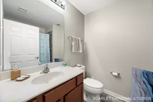 6420 Double Eagle Dr, Woodridge, IL 60517 - Photo 12