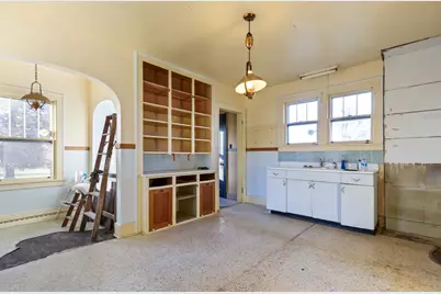 1737 N Brinton Avenue, Dixon, IL 61021 - Photo 10