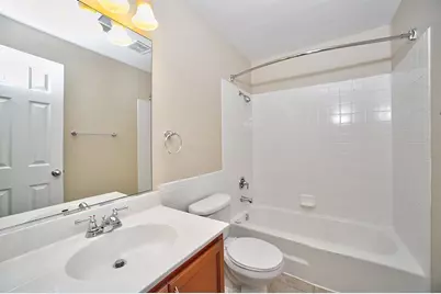 [Address not provided], Rolling Meadows, IL 60008 - Photo 4