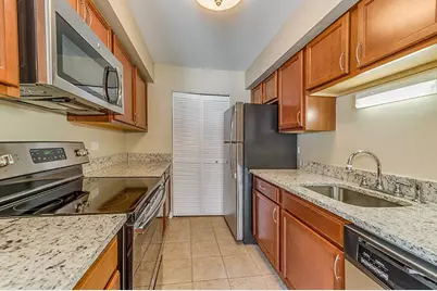 [Address not provided], Rolling Meadows, IL 60008 - Photo 2