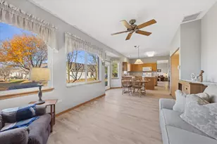 13232 S Bayberry Ln, Plainfield, IL 60544 - Photo 2