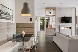 2138 N Damen Ave, Chicago, IL 60647 - Photo 10