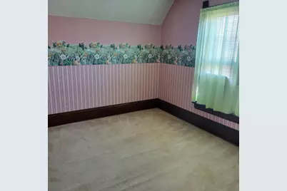 211 E Main Street, Genoa, IL 60135 - Photo 10