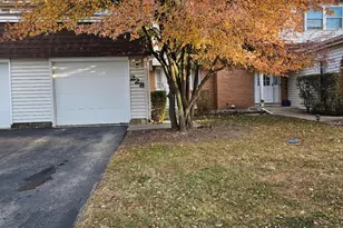 228 Monroe Rd, Bolingbrook, IL 60440 - Photo 1