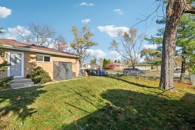 866 Clark Lane, Des Plaines, IL 60016 - Photo 18