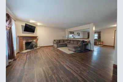 1206 Kennedy Drive, Kirkland, IL 60146 - Photo 12