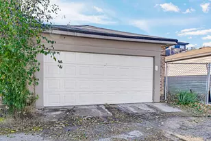 1651 N Mayfield Ave, Chicago, IL 60639 - Photo 4