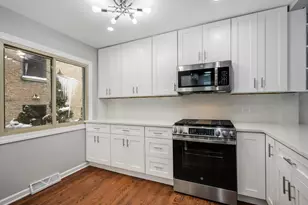 8944 Skokie Blvd, Skokie, IL 60076 - Photo 4