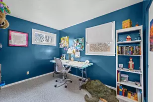 1818 Stratford Dr, Champaign, IL 61821 - Photo 16