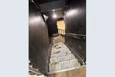 7135 S Woodlawn Avenue, Chicago, IL 60619 - Photo 14