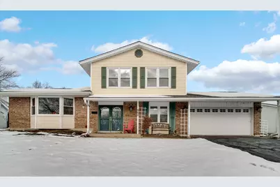 960 Norman Drive, Hoffman Estates, IL 60192 - Photo 2