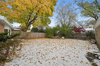 400 Locust Road, Wilmette, IL 60091 - Photo 12