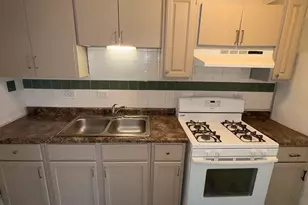 5563 Allemong Dr, Matteson, IL 60443 - Photo 6