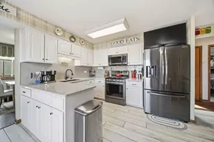 13736 W Cavecreek Ct, Homer Glen, IL 60491 - Photo 12