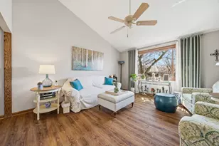 13736 W Cavecreek Ct, Homer Glen, IL 60491 - Photo 6