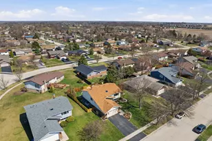 13736 W Cavecreek Ct, Homer Glen, IL 60491 - Photo 34