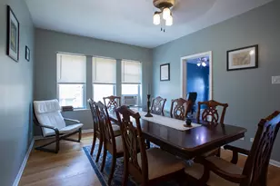 2048 W Fargo Ave, Chicago, IL 60645 - Photo 12