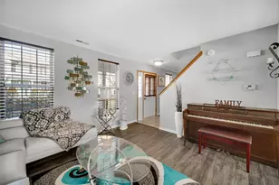 1653 Victoria Park Cir, Aurora, IL 60504 - Photo 24