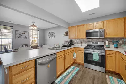 1653 Victoria Park Circle, Aurora, IL 60504 - Photo 18
