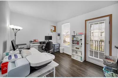 1653 Victoria Park Circle, Aurora, IL 60504 - Photo 10