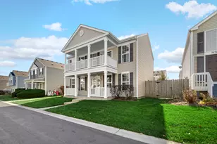 1653 Victoria Park Cir, Aurora, IL 60504 - Photo 2