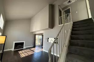 309 Teak Ln, Streamwood, IL 60107 - Photo 2